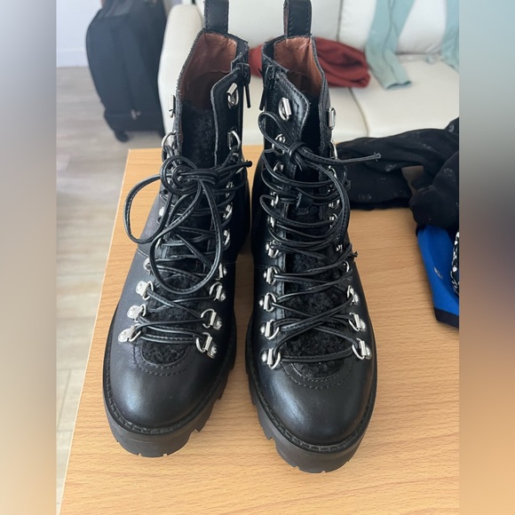 ✨SALE✨JEFFREY CAMPBELL Stanley Lace Up Hiker Combat Boot Black SIZE 7 Shearling - Picture 7 of 16